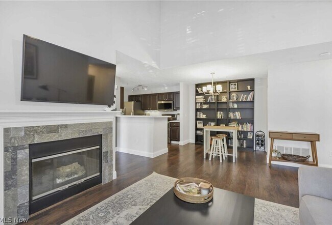 Foto del edificio - Lenox Condominium-15024