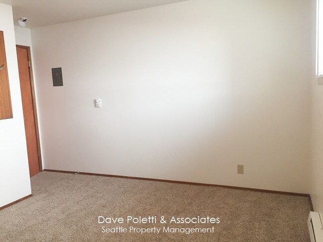 Foto del edificio - 6100 24th Ave NW