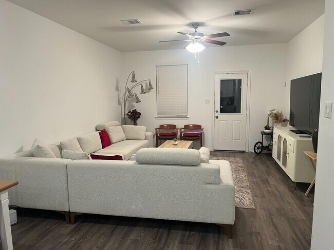 Foto del edificio - 23206 Wise Walk Dr