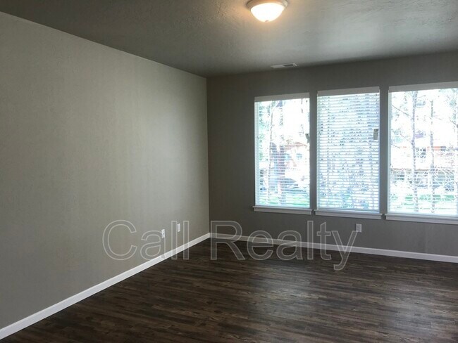 Foto del edificio - 4313 N Centennial Ln