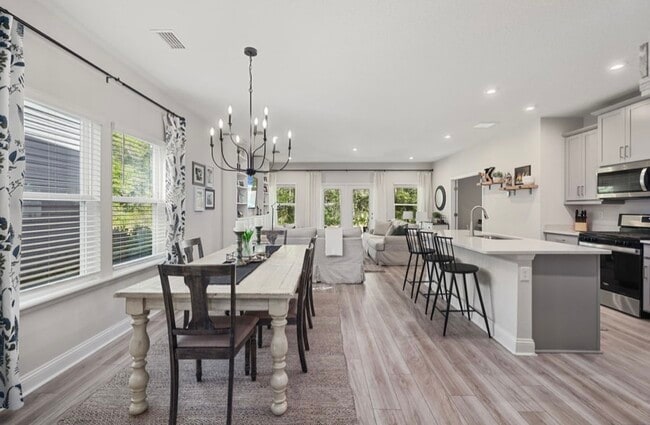 Building Photo - 116 Meadow Creek Dr