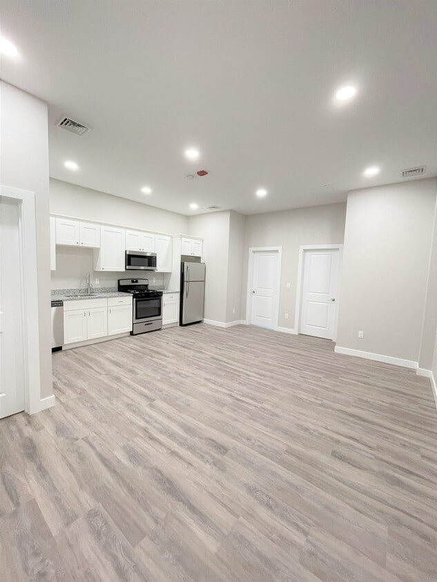 Foto principal - 62 Lowell St