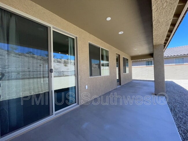 Building Photo - 3263 Secret Pass Canyon Dr