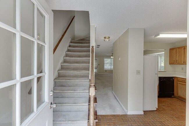 Foto del edificio - 5168 Laurel Bridge Ct SE
