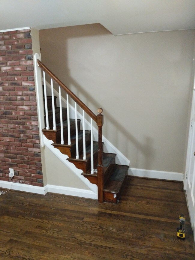 Foto del edificio - 1901 Harman Ave