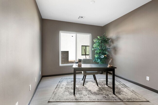 Foto del edificio - 5504 E Edgar Wy