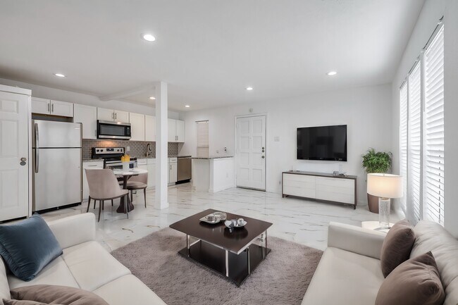 Foto del edificio - 4327 Holland Ave