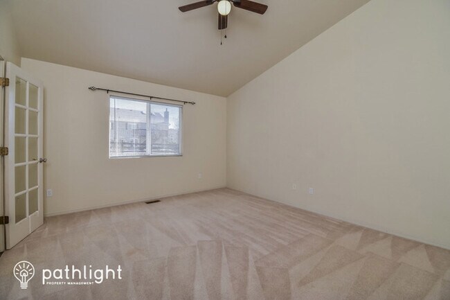 Foto del edificio - 15547 Toreva Dr, Monument, CO, 80132