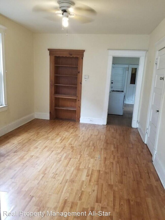 Foto del edificio - 4 br, 1 bath House - 48 Plum Street 2nd Floor