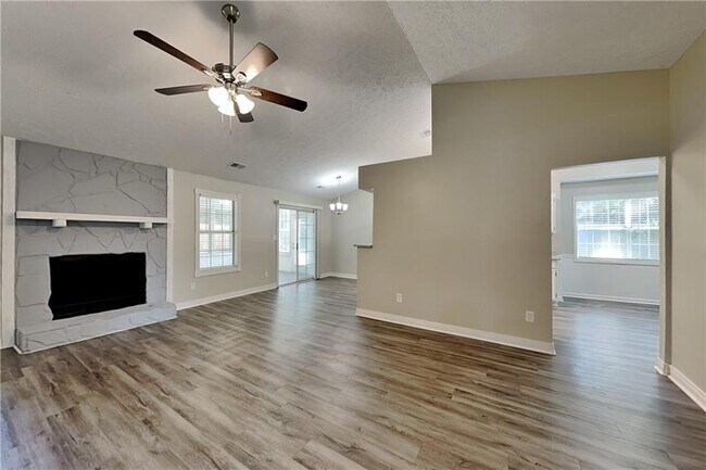 Building Photo - 4019 River Rock Way