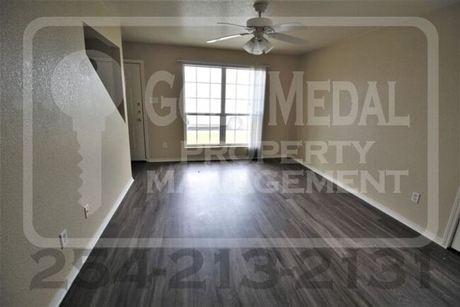 Building Photo - 4205 Alan Kent Dr