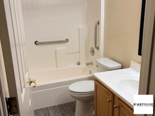 Building Photo - Great gated home in Las Sendas Mesa!