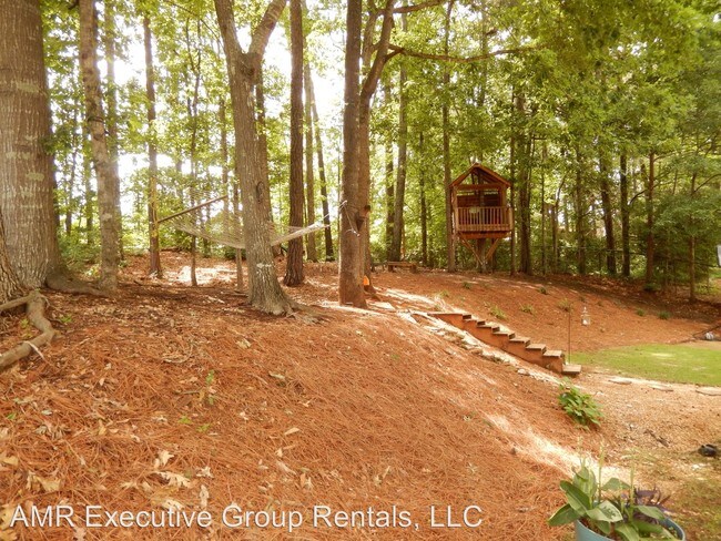 Building Photo - 7121 Affirm Ln