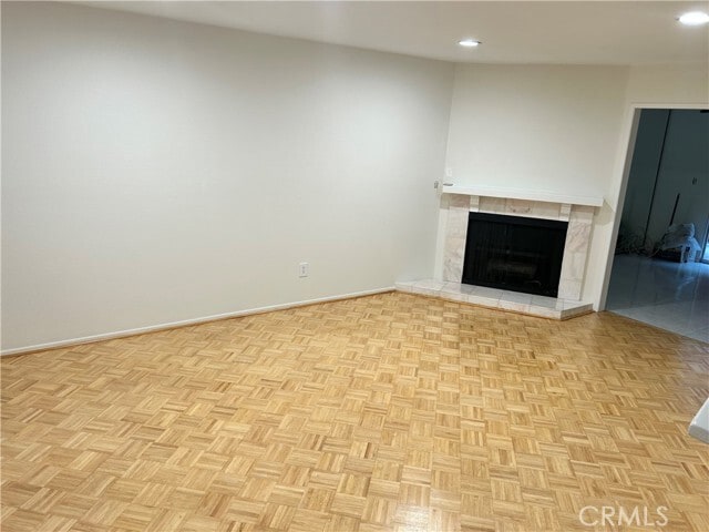 Building Photo - 13112 Moorpark St