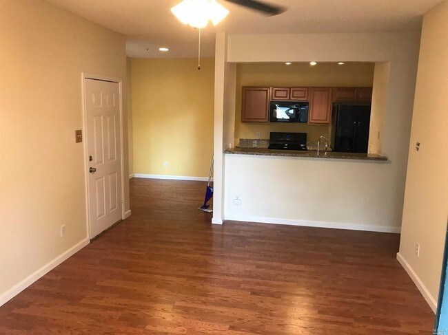 Building Photo - 1201 Glen Cove Pky