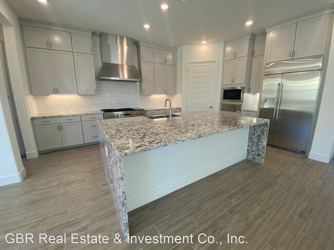 Building Photo - 4 br, 4.5 bath House - 2345 Brannan Way
