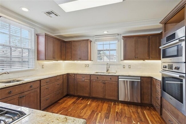 Foto del edificio - 3616 Nashville Ave