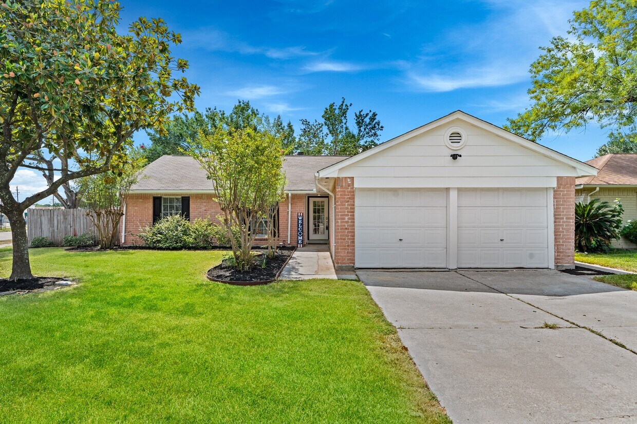 Foto principal - 11303 Trudeau Dr