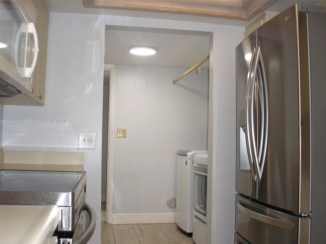 Building Photo - 8129 SW 87th Terrace
