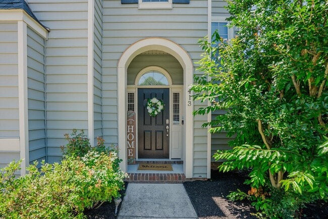Building Photo - 4 Bedroom Home in the Village at Rolesville