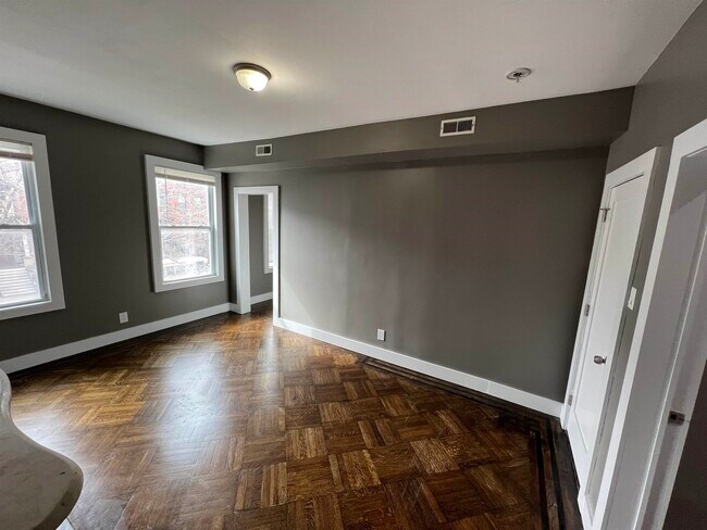 Building Photo - 158 Belmont Ave