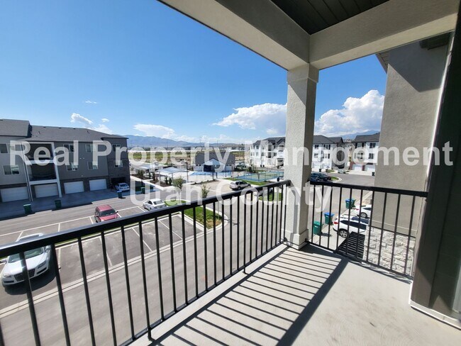 Foto del edificio - Small Pet Friendly Lehi Condo