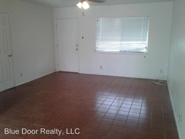 Building Photo - 3 br, 1 bath House - 10217 Paseo Del Norte