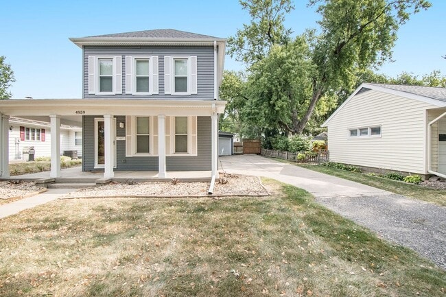 Building Photo - Adorable Millard Home