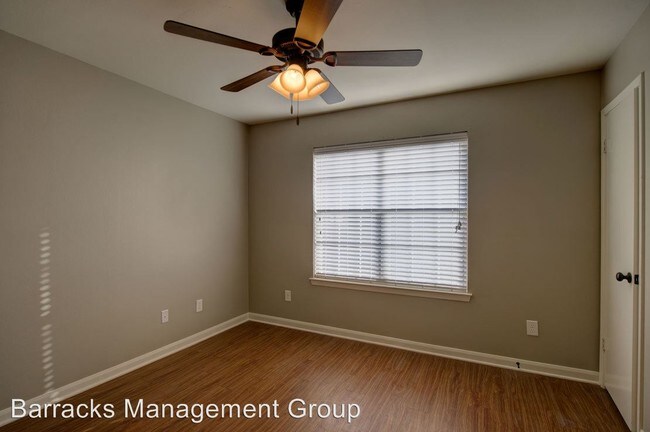 Foto del edificio - 901 Balcones Dr