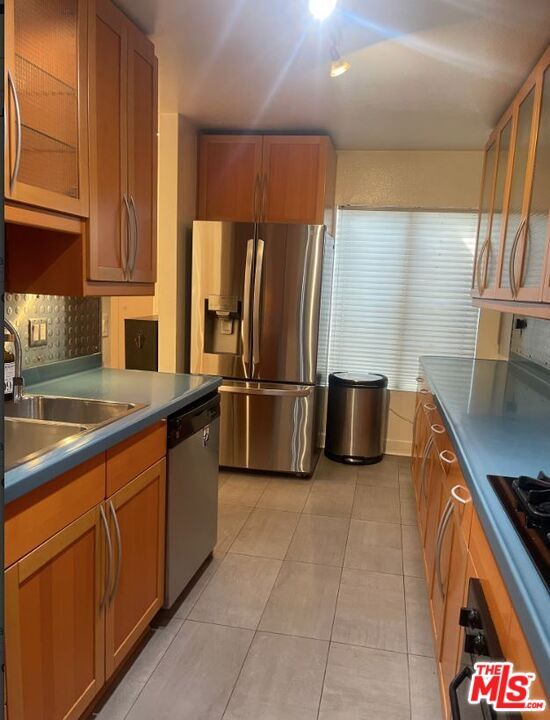 Foto del edificio - 1940 Highland Ave