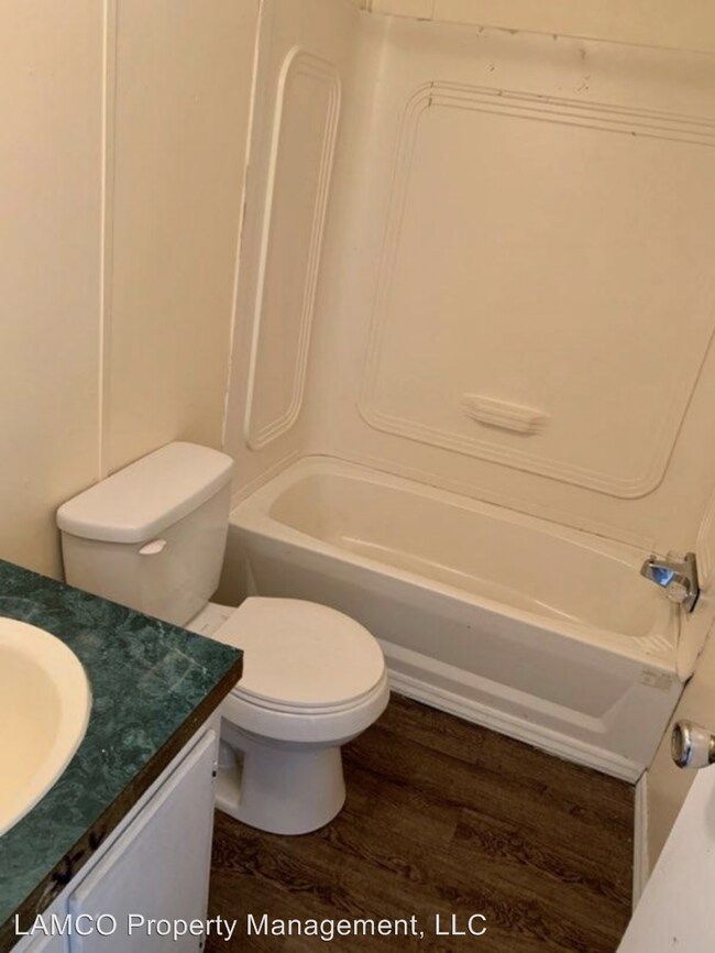 Building Photo - 3 br, 2 bath House - 55 Gilchrist Road