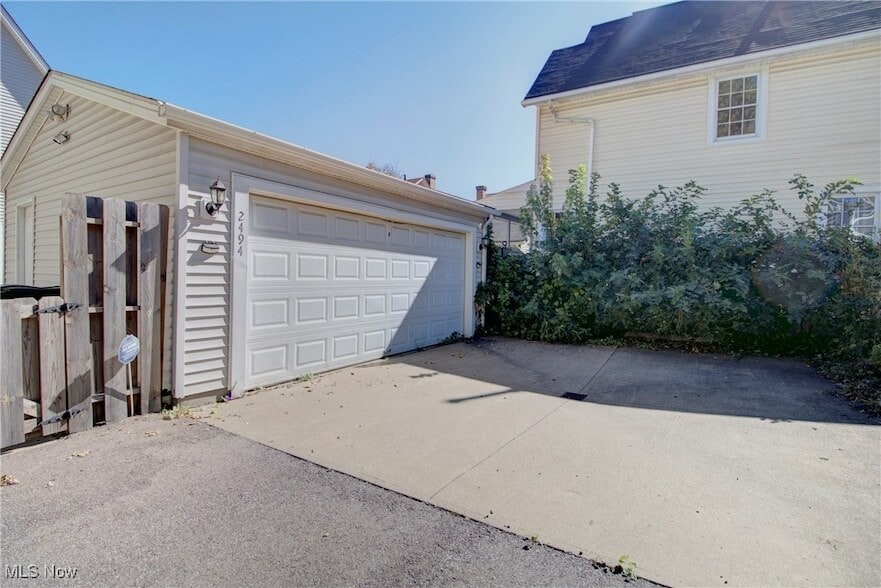 2494 W 7th St Cleveland, OH 44113 – photo 4