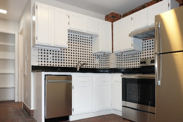 Primary Photo - 162 Broadway