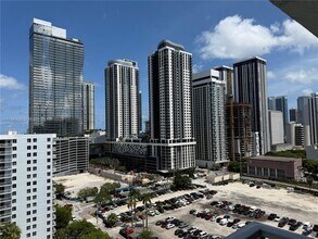 Building Photo - 850 N Miami Ave