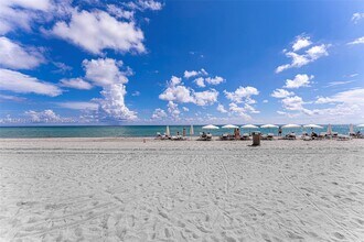 Building Photo - 15901 Collins Ave