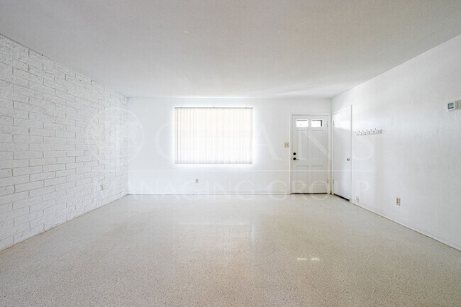 Foto del edificio - Beachside Ormond Beach Home