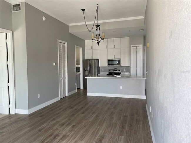Building Photo - 700 S Harbour Island Blvd