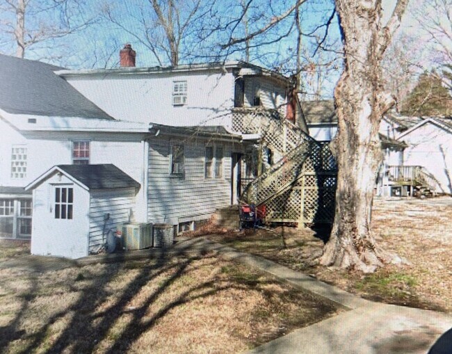 Building Photo - 541 Greenwood Ave