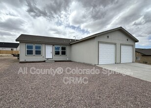 Building Photo - 692 E Hahns Peak Ave