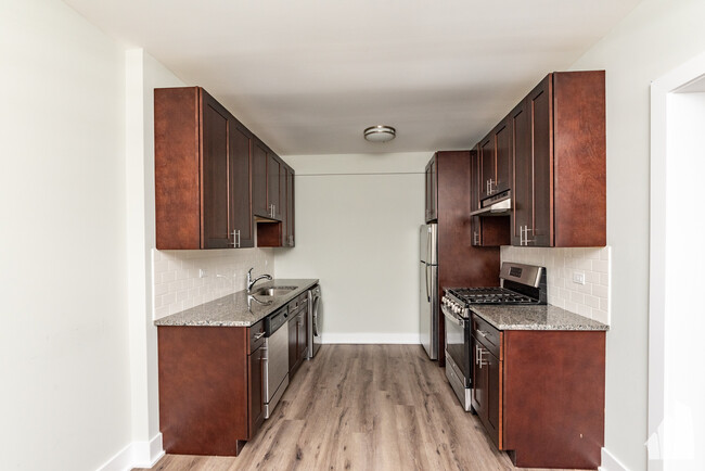 Building Photo - 485 Roger Williams Ave