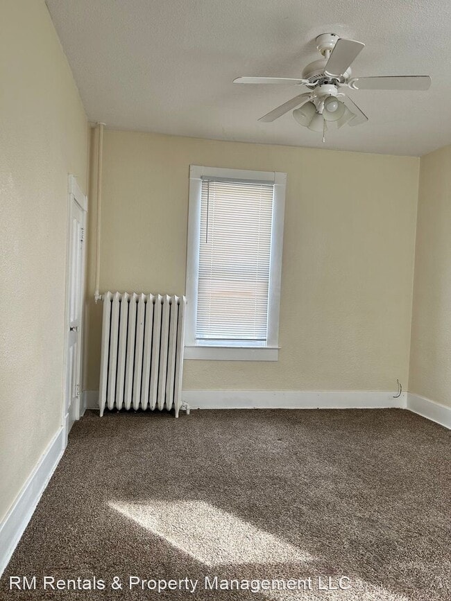 Building Photo - 2 br, 1 bath House - 610 1/2 W. Walnut