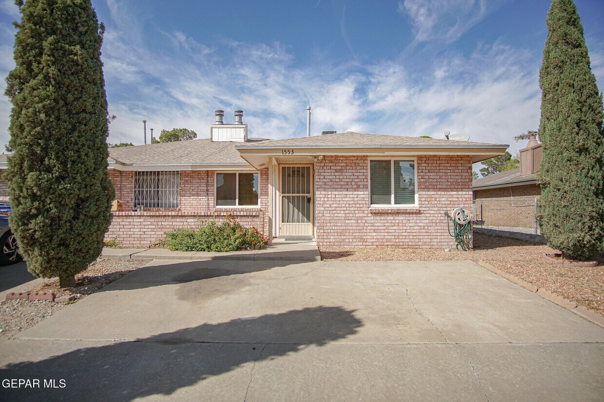 Foto principal - 1553 Rebecca Ann Dr