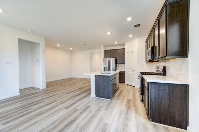Foto del edificio - 21602 Indigo Harvest Ln