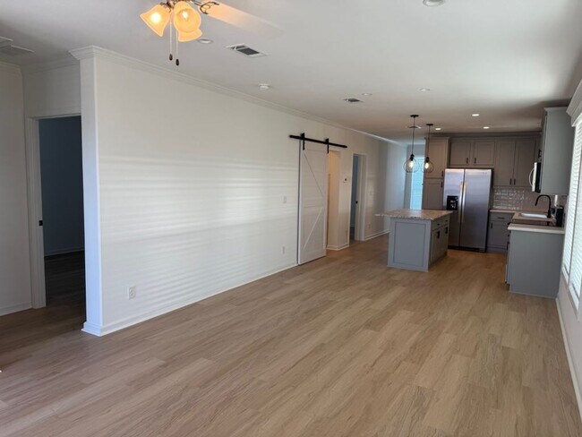 Foto del edificio - 4208 Long Lake Way