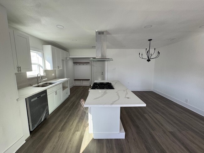 Foto del edificio - 7909 Goode St