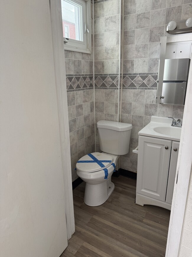 Photo - 1837 Beech St House