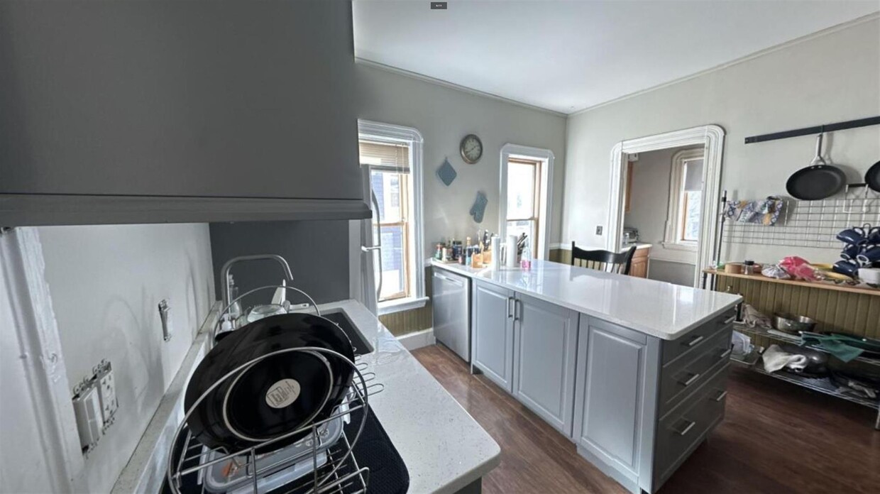 Foto principal - 75 Lowden Ave