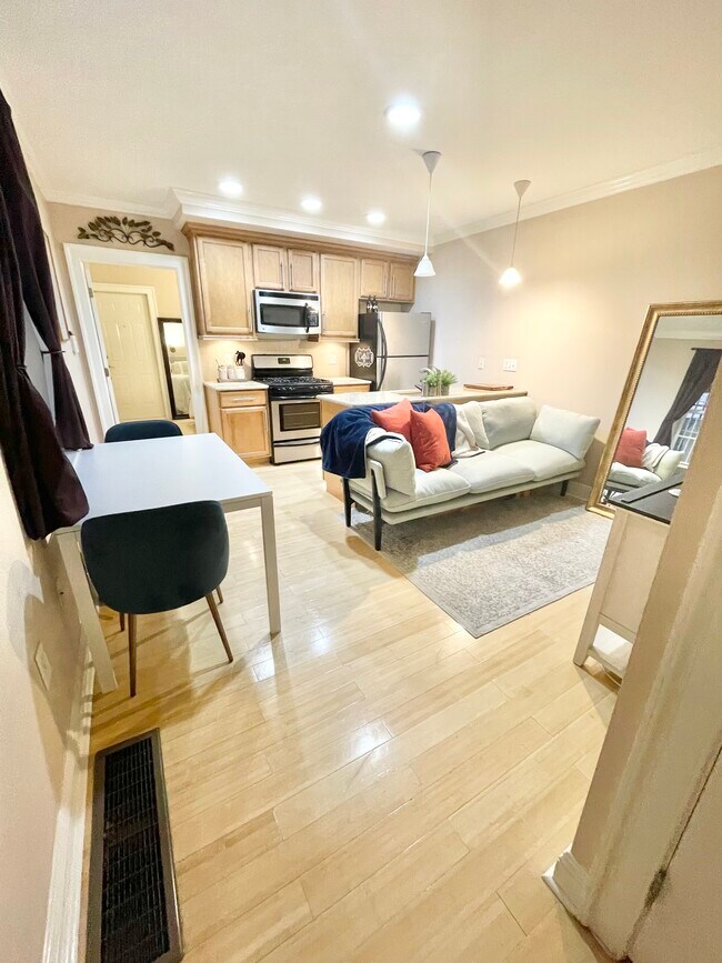 Foto del edificio - 1716 Pine St