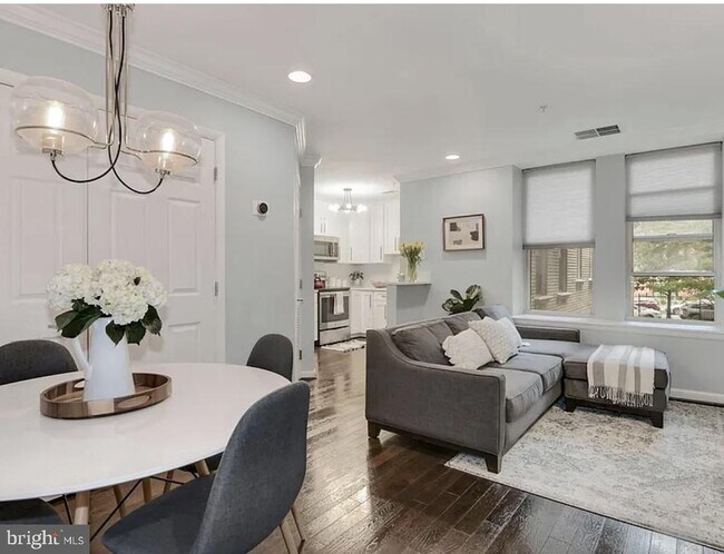 Foto del edificio - 1308 Clifton St NW