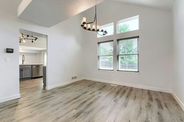 Foto del edificio - 2570 W 109th Ave